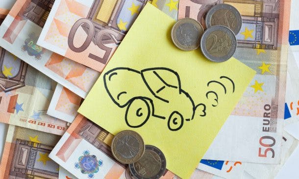 Auch Benzinkosten mindern den geldwerten Vorteil: Zwei BFH-Urteile zur Besteuerung von Dienstwagen