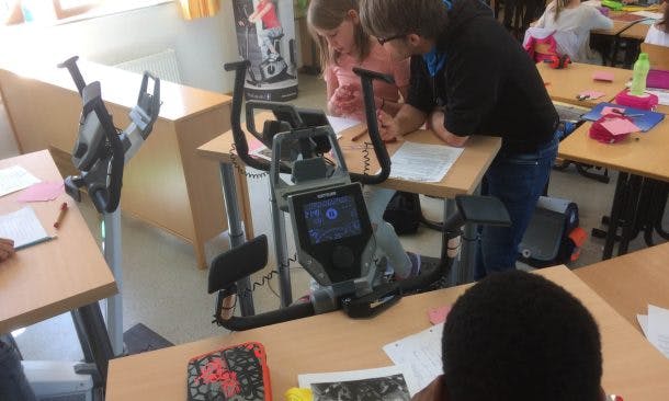 Vokabeln lernen auf dem Ergometer - Bremer Schule testet mit Erfolg den Einsatz von Heimtrainern im Unterricht