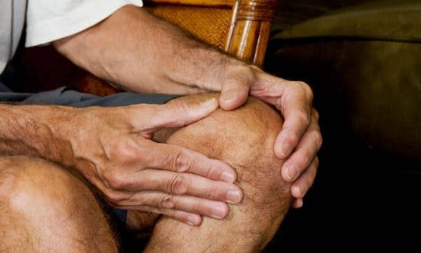 Arthrose im Knie: Moderates Krafttraining ist förderlicher als intensives