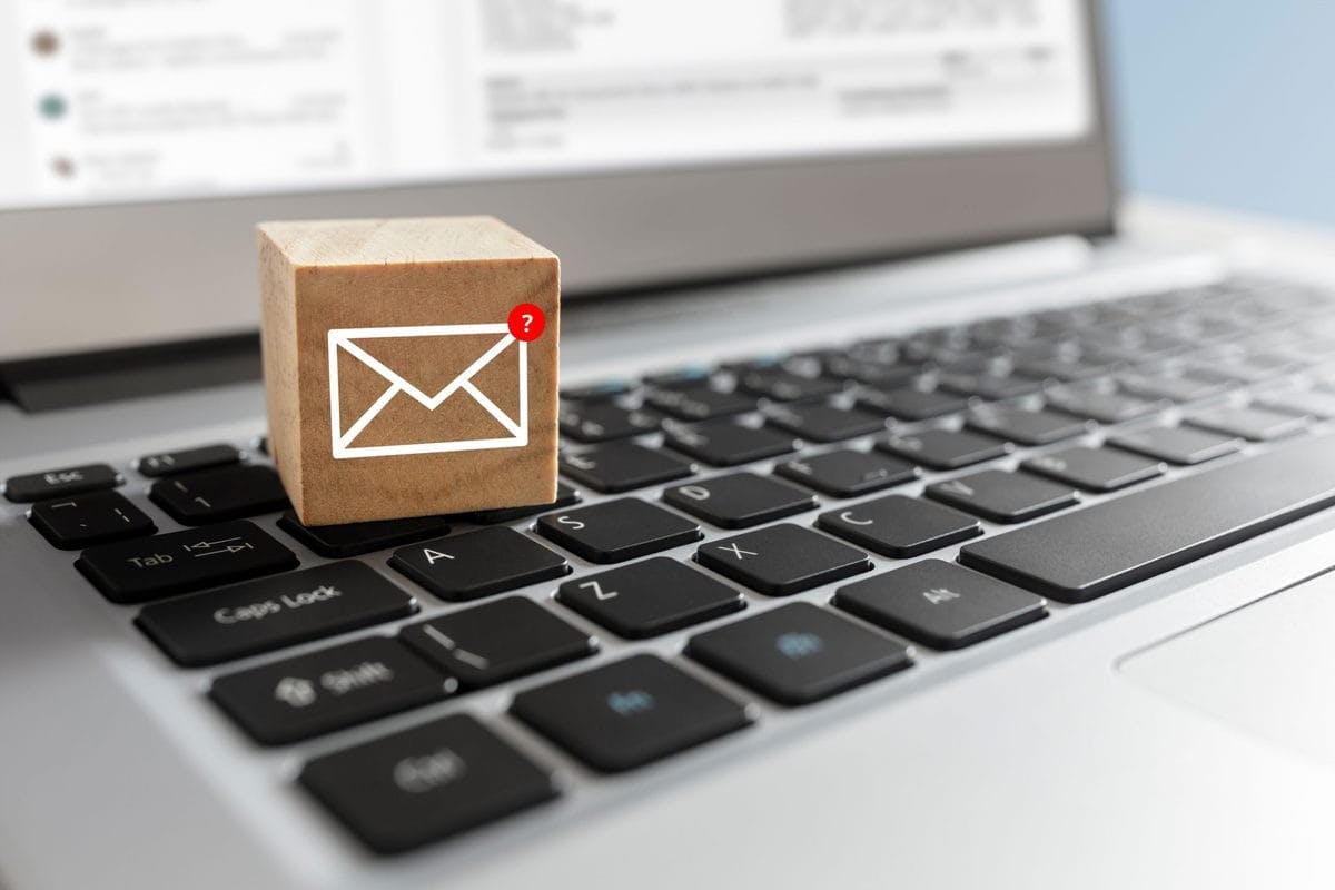 Datenschutz: Schadensersatz wegen fehlgeleiteter E-Mail