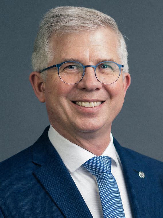 Gesundheitspolitiker im Kurzportrait: Dr. Edgar Franke (SPD)